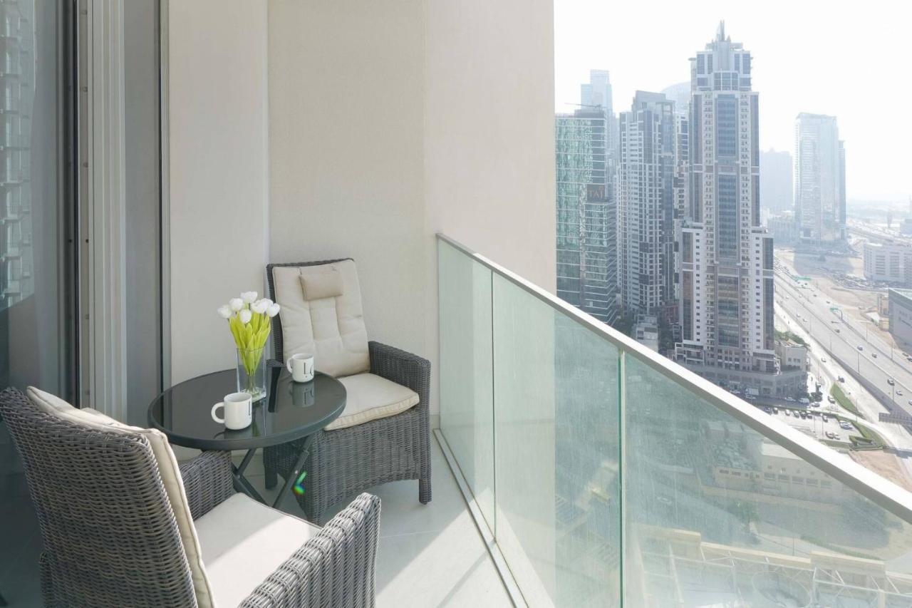 Chic 2-bedroom Downtown Gem