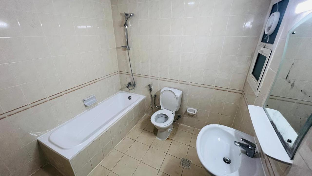 Homestay Huge In Al Barsha 1 Near Mashreq Metro