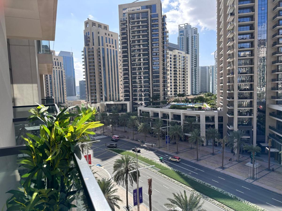 Burj Khalifa View - Modern 1bdr Apartment *