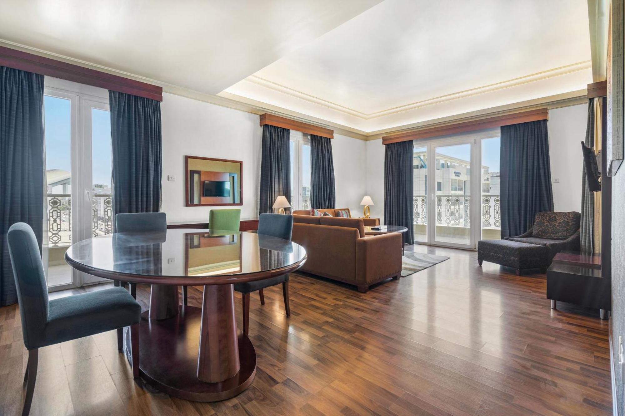 Al Khoory Al Barsha Aparthotel