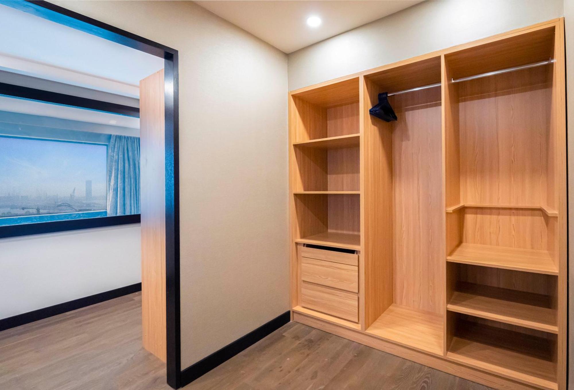Hyatt Regency Galleria Aparthotel 4*