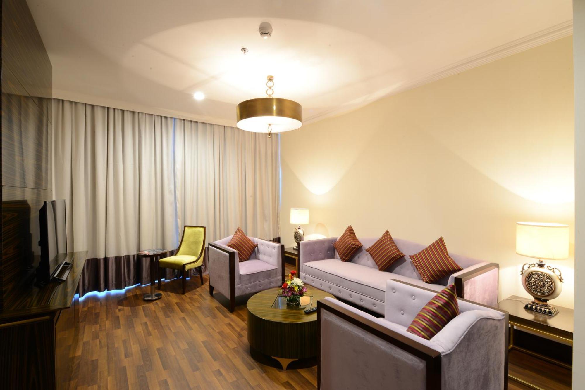 Hotel Landmark Premier 4*