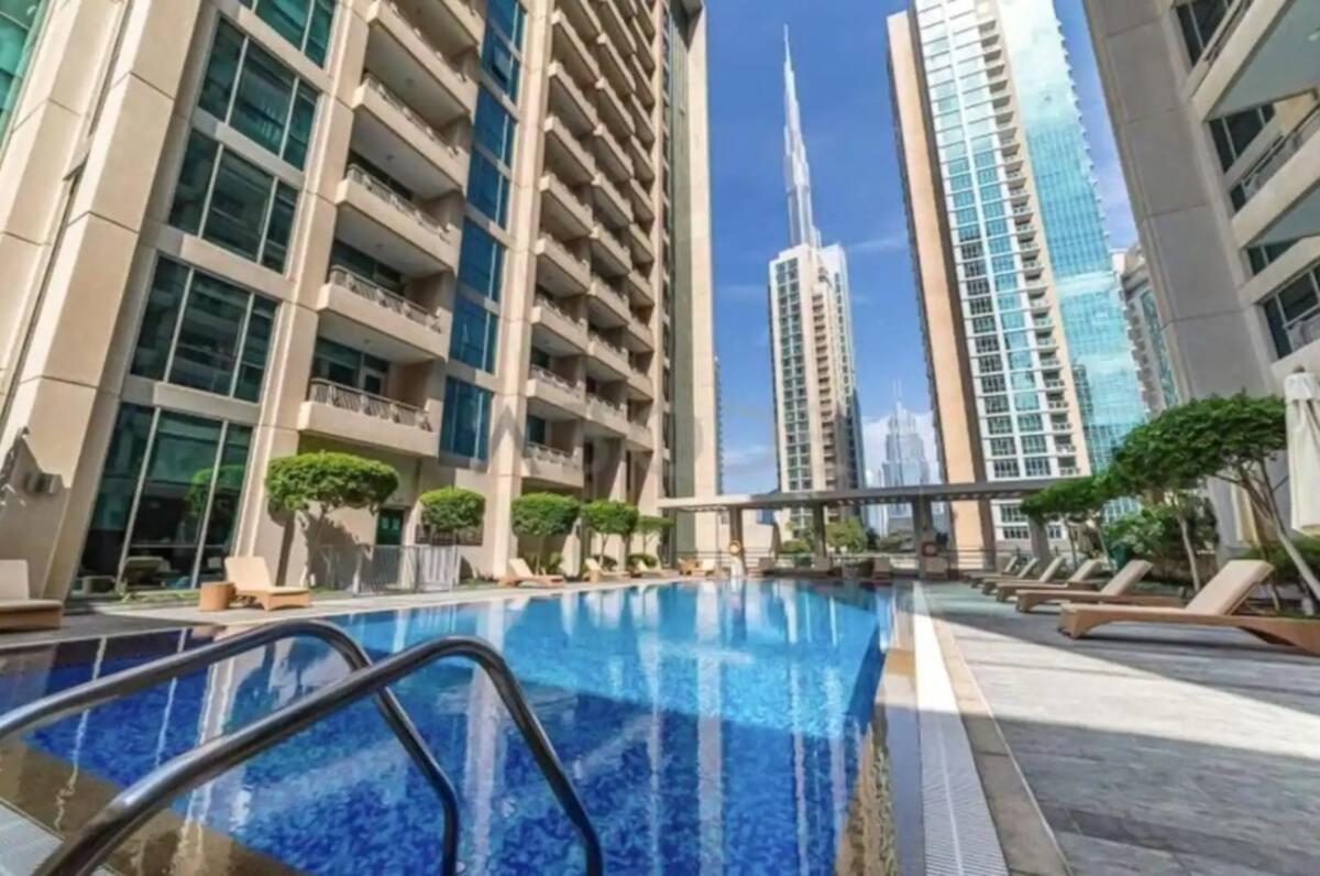 White Sage - Fountain View Stylish With Spacious Terrace