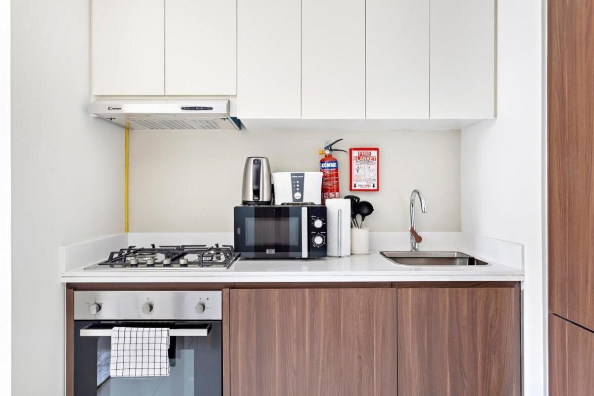 Apartment Silkhaus New Tower Modern Studio With Separated Bedroom Dubai