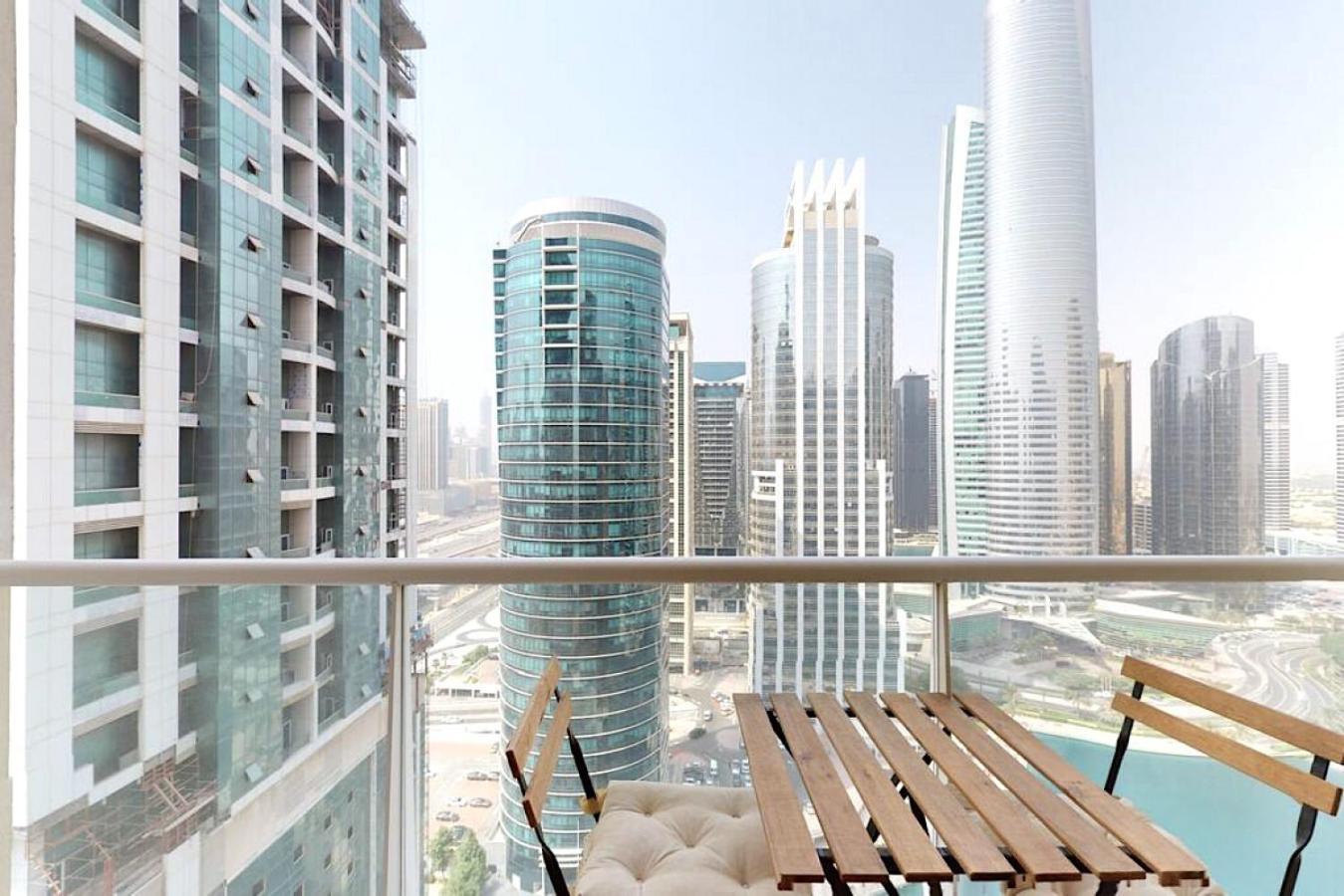 Offer! Earthy & Sharp - With View - Jlt Apartment