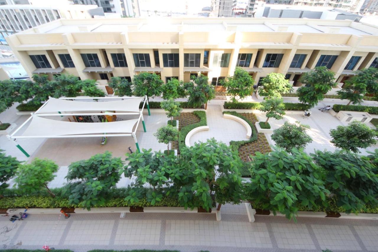 Elegant Waterfront 1bhk In Creek Harbour * Dubai