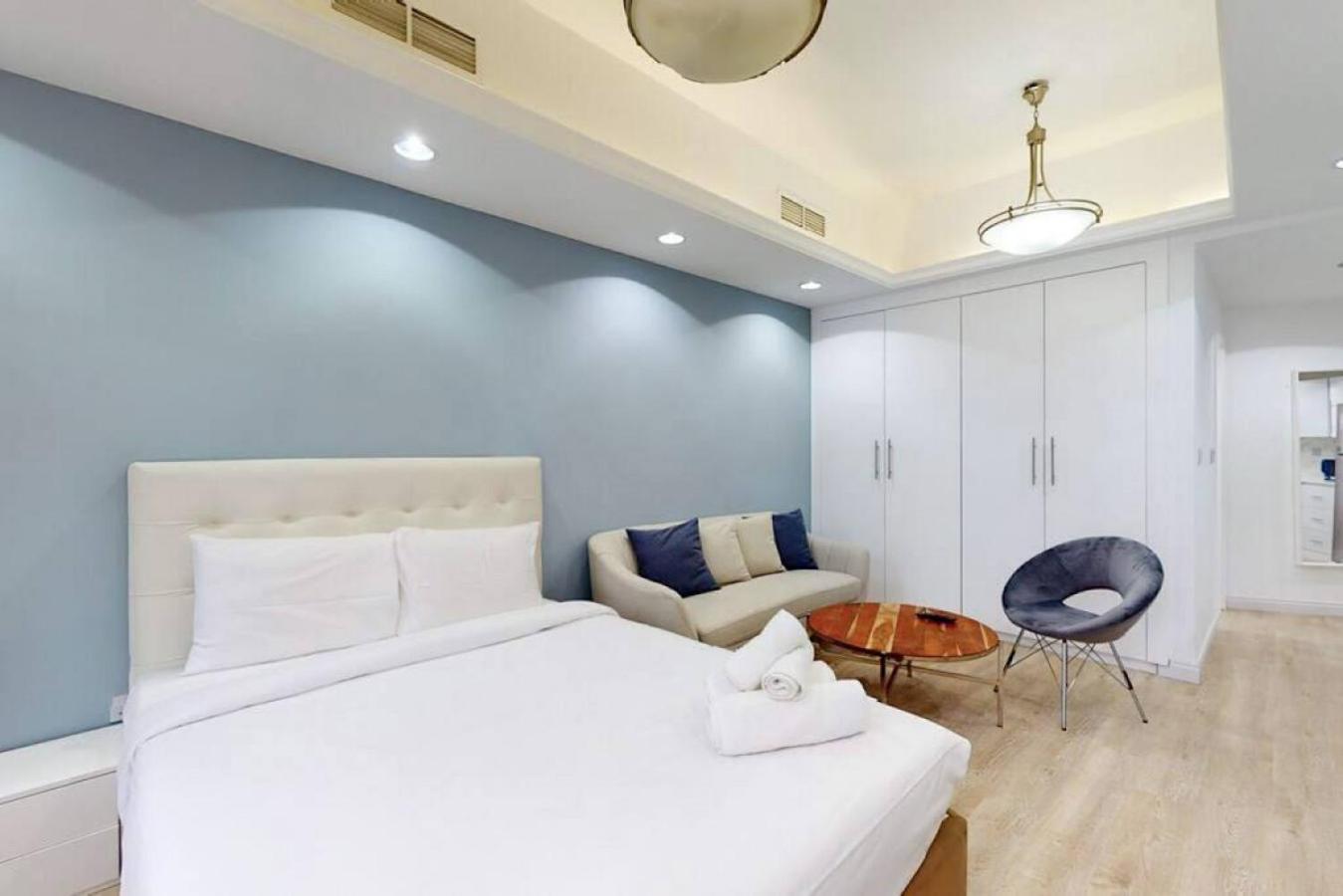 Apartment Offer! Spacious And Serene - - Jlt *