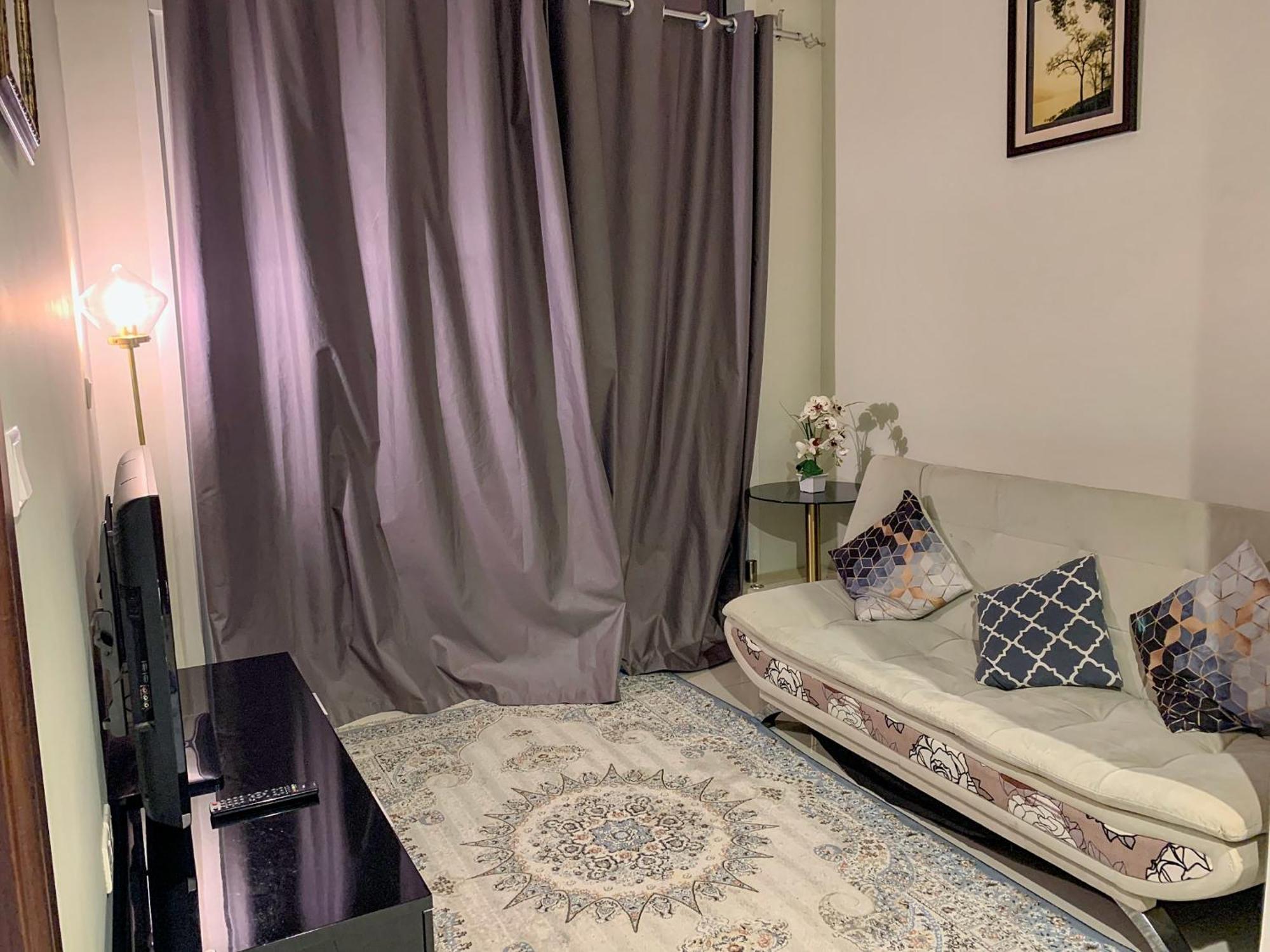 Apartment 807 - Reva Residences, Downtown