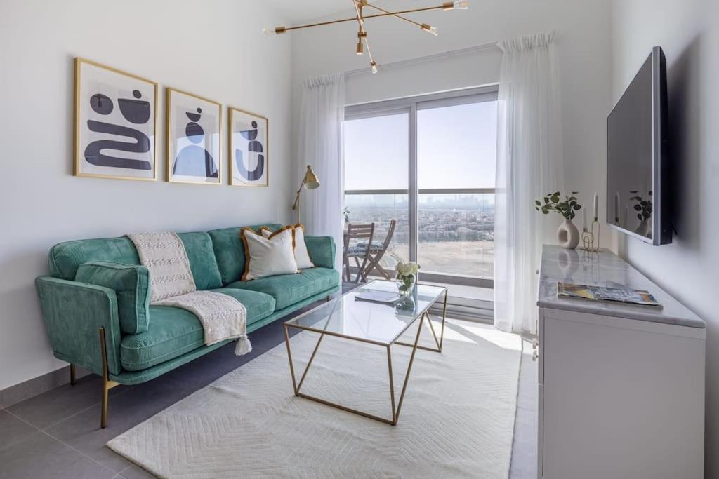 Stylish 1bd In Al Barsha W/ Great View And Jacuzzi Dubai