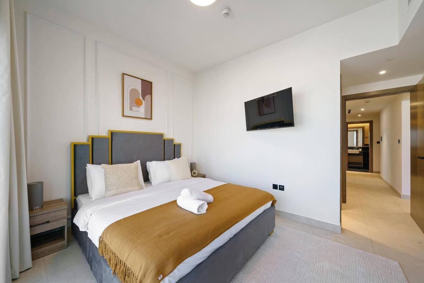 Stunning 3 Bedroom In Binghatti Creek Apartment