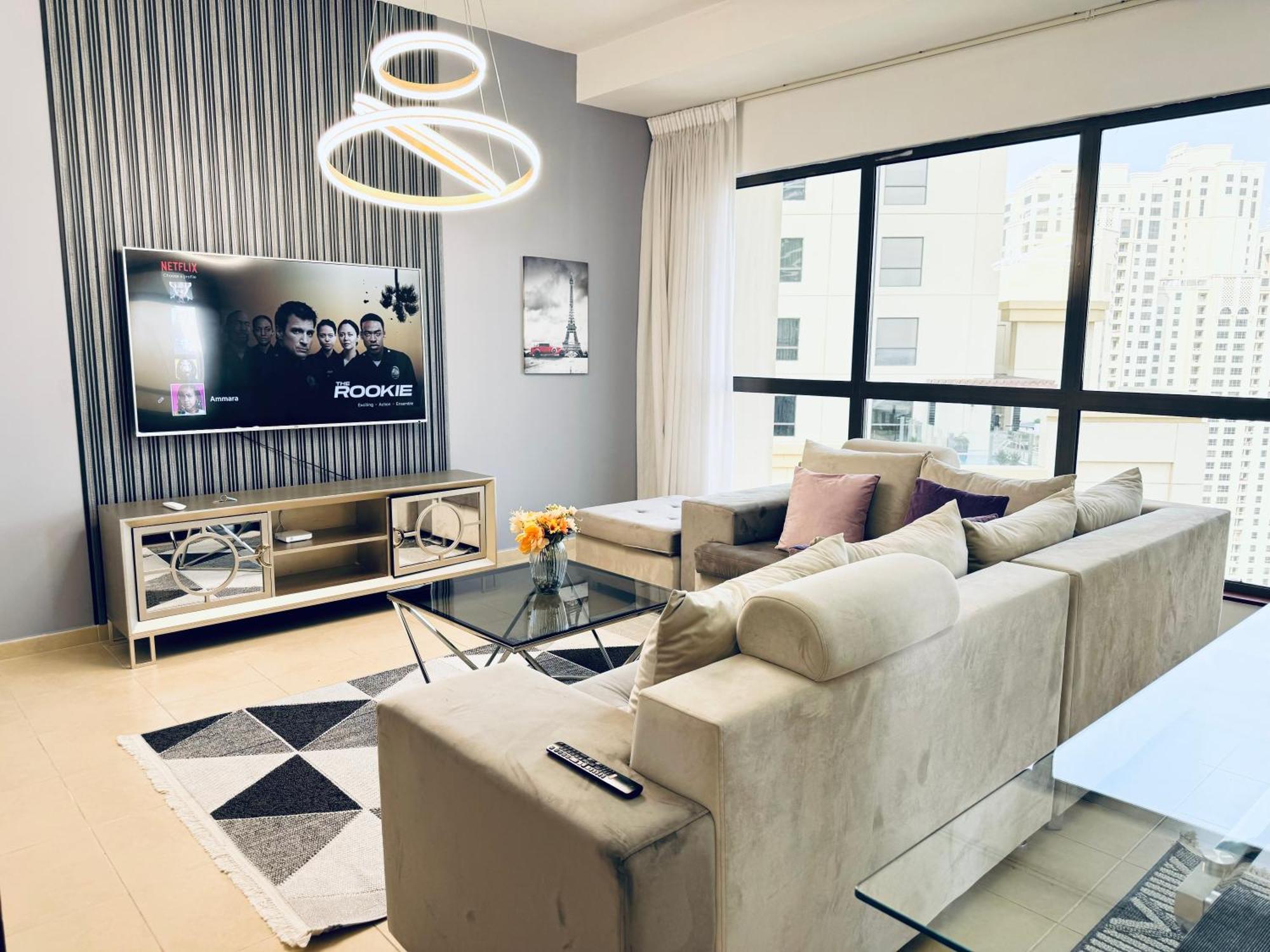 Amwaj , 2 Bedroom - Jbr Walk, Direct Beach Access Apartment *
