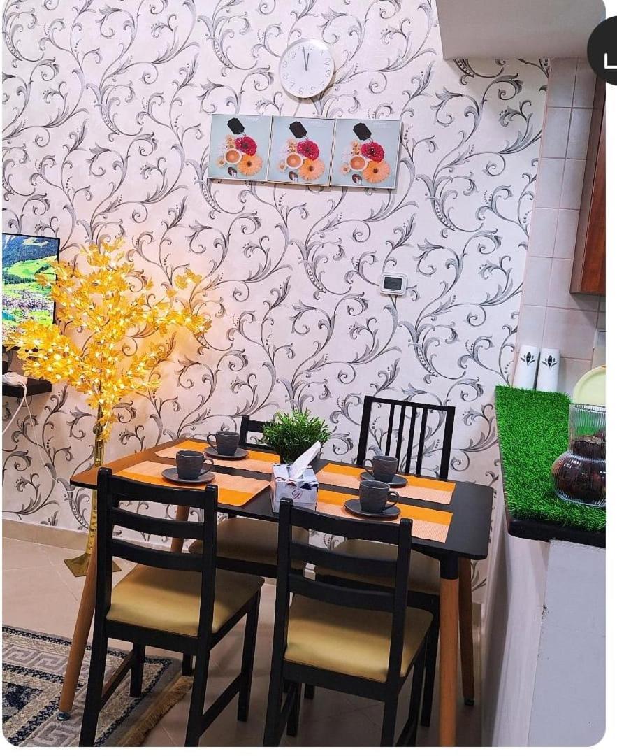 A Place Like A In Marina Apartment Dubai