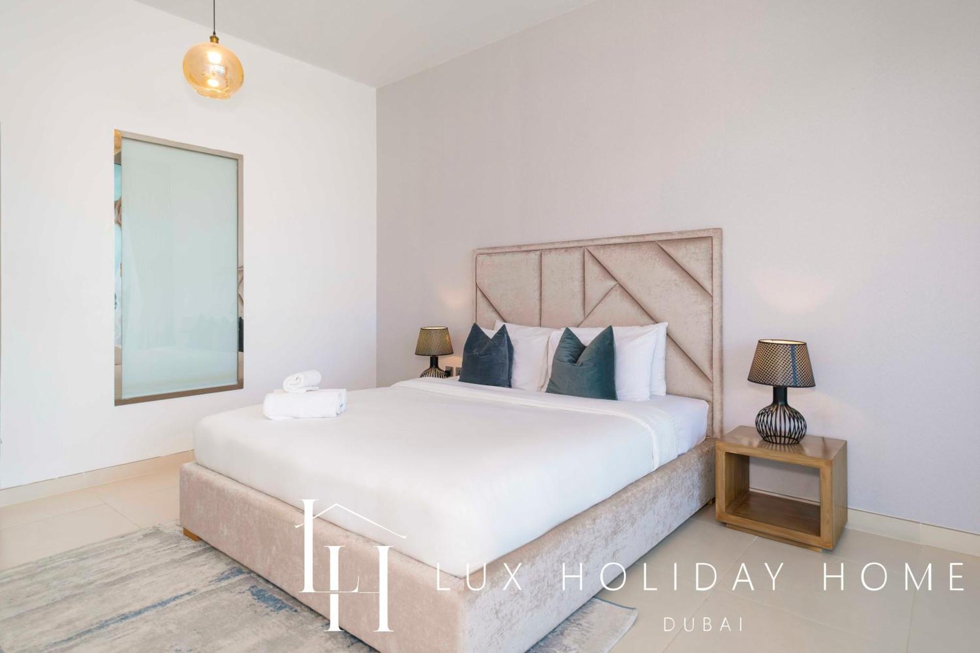 Lux - Opulent Island 3