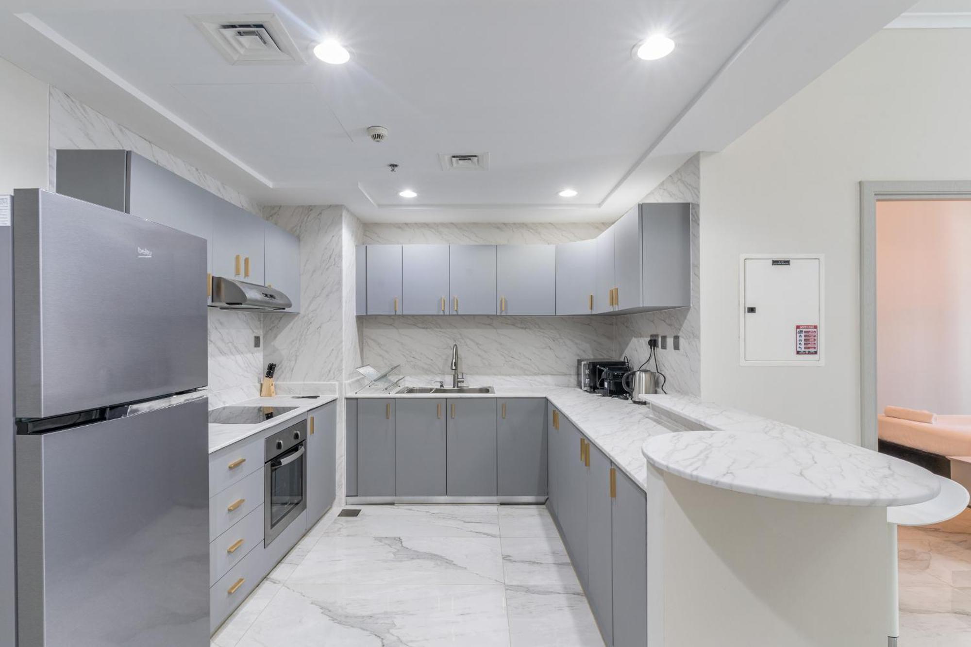 Spacious 1br In The Iconic Torch Tower, Marina - Allsopp&allsopp Apartment Dubai