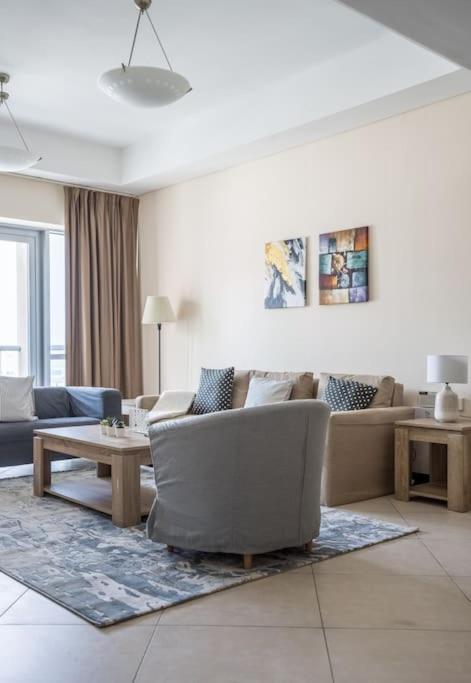 Higuests - Incredible Views In Deira 5-min To Airport Dubai