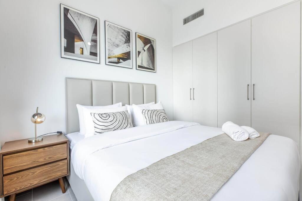 1br In Park Heights 2 Hills