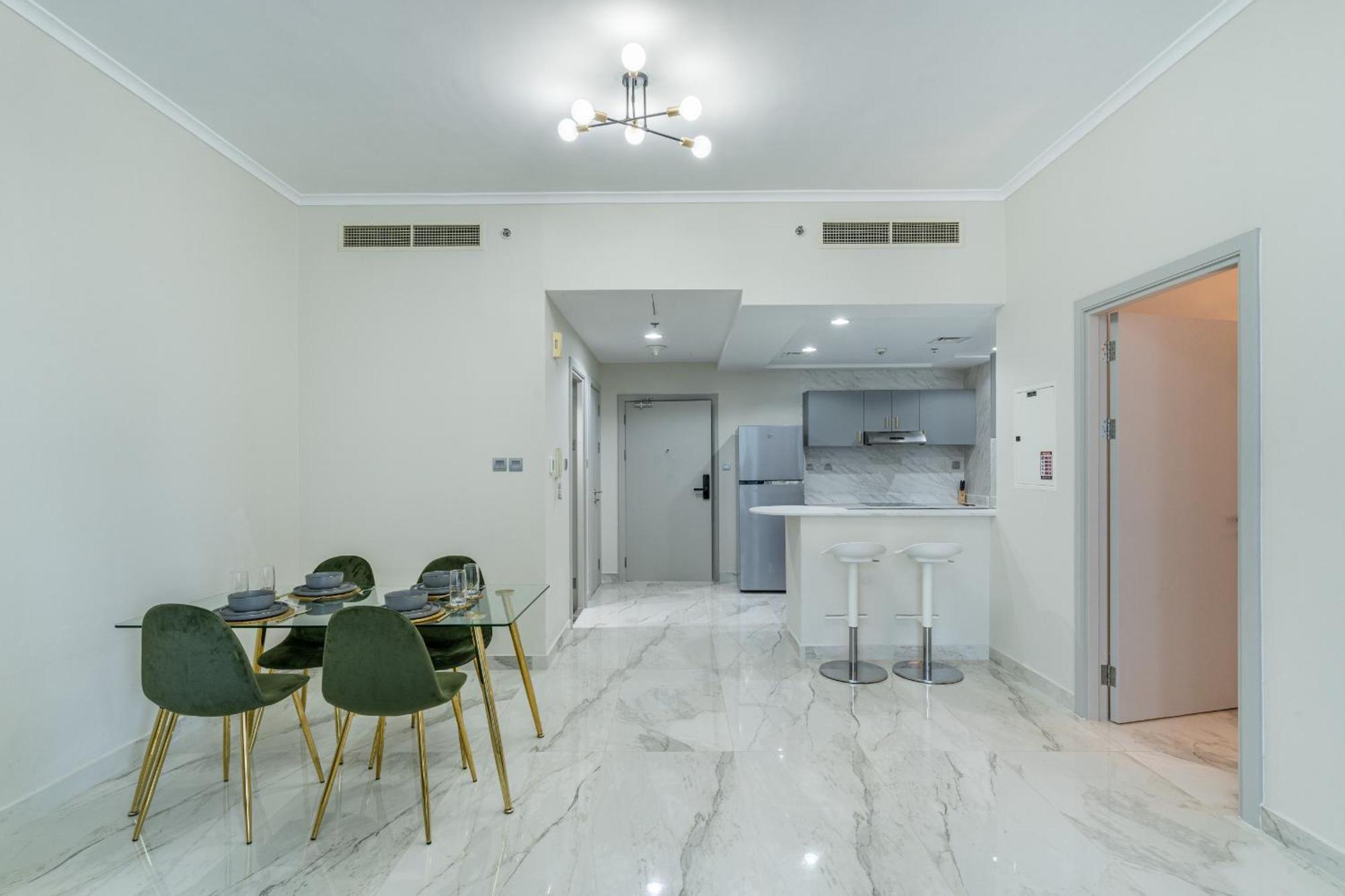 Spacious 1br In The Iconic Torch Tower, Marina - Allsopp&allsopp * Dubai