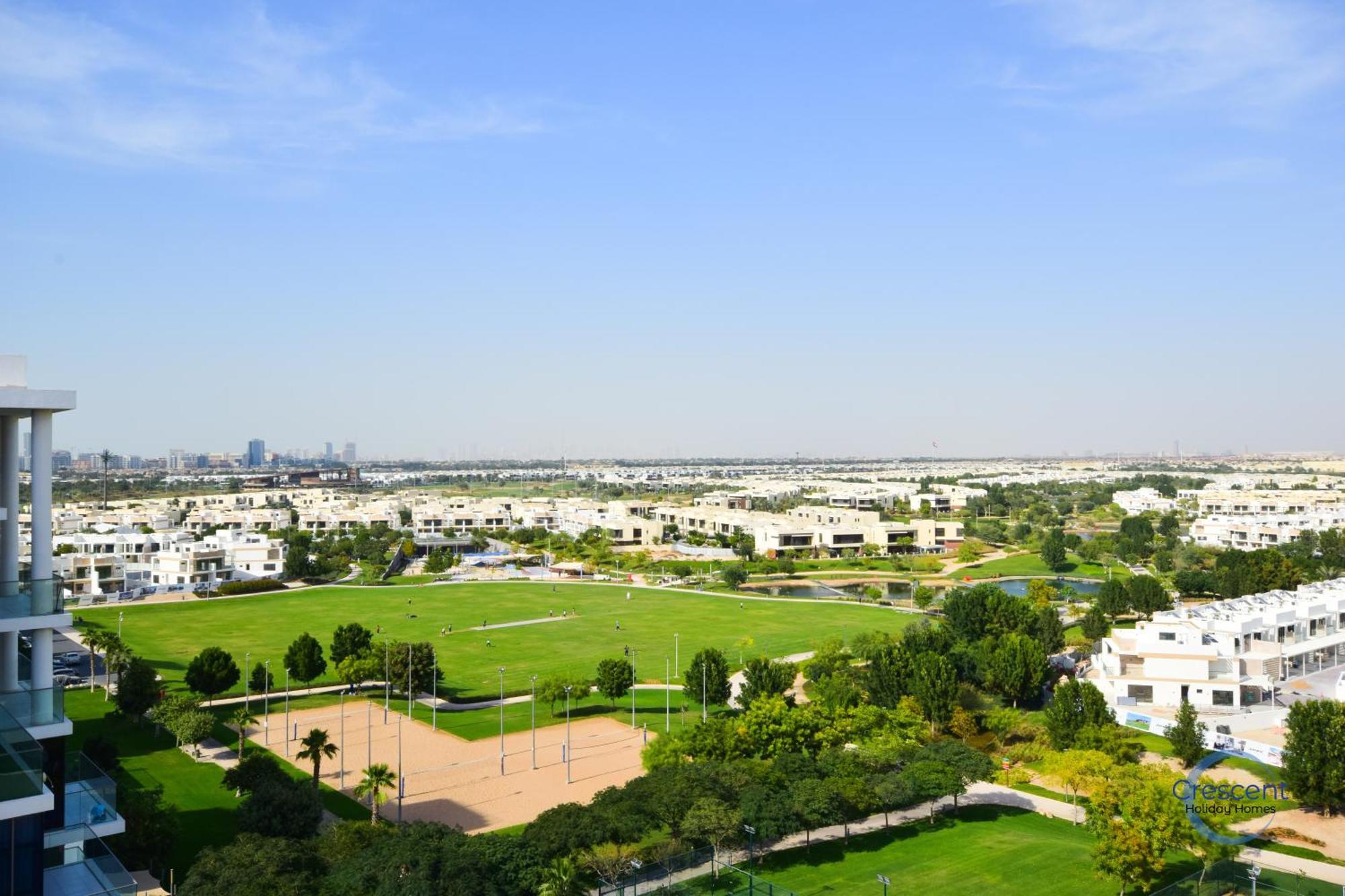 Breathtaking View 2 Bed Study Apartment Dubai
