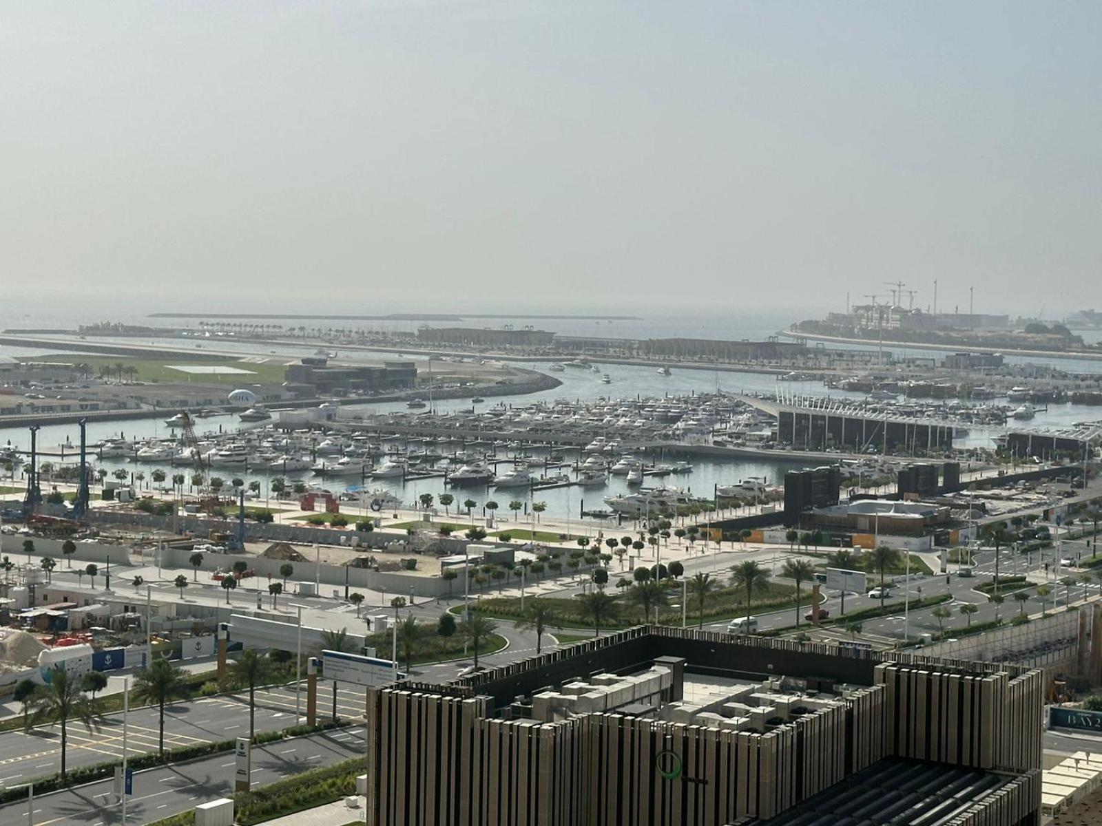 Apartment In The Luxury Marina Crown Tower Walk To Barasti *