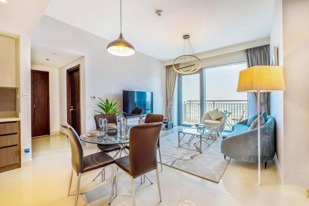 Apartment Stunning 1br At Harbour Views Creek *
