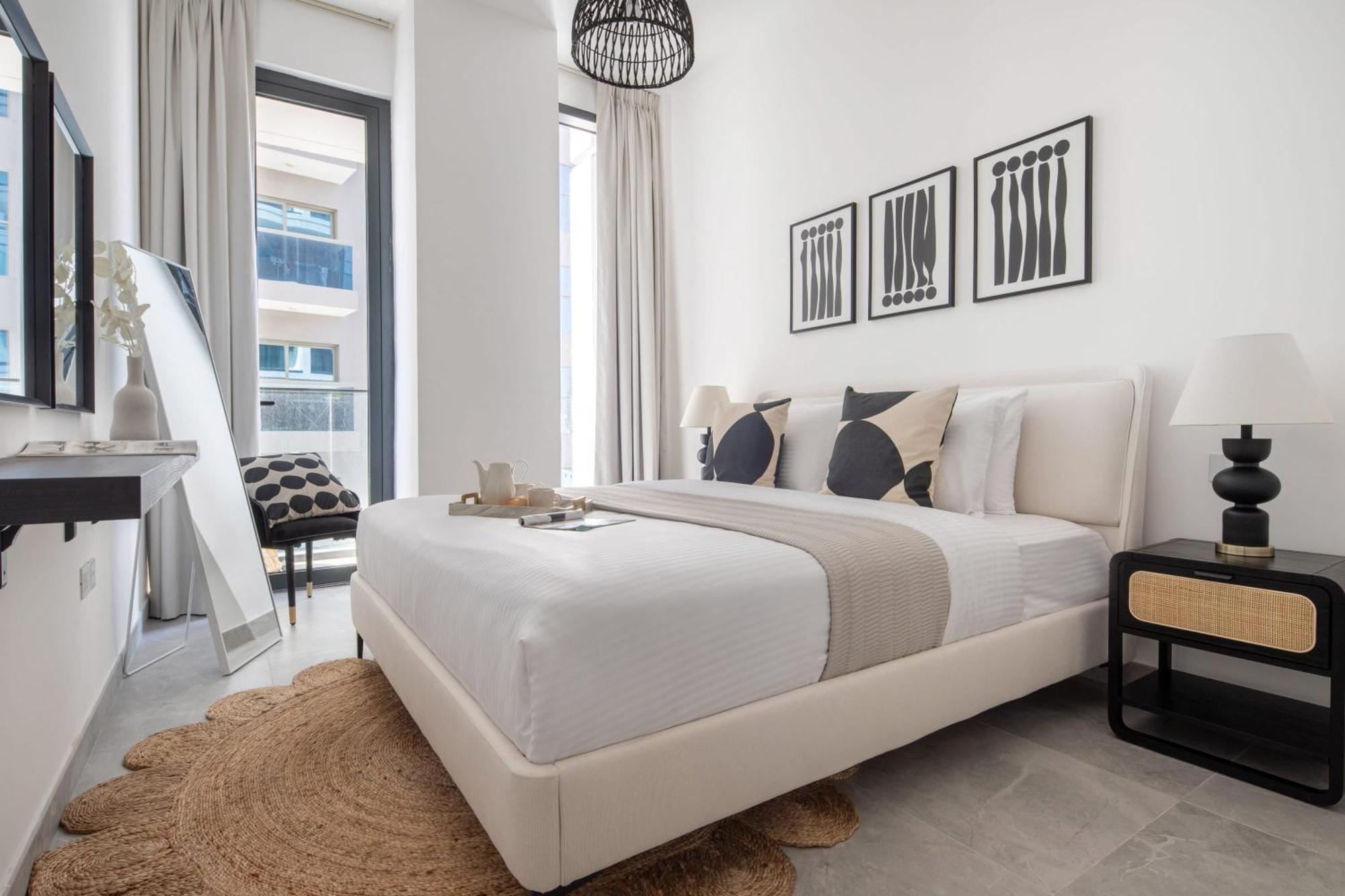 Frank Porter - Catch Residences Apartment
