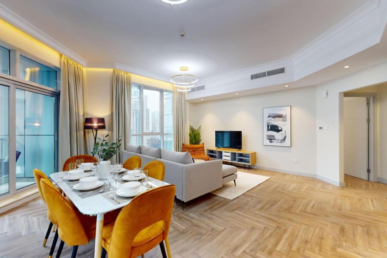 Torch Tower - Glamorous Two Bedroom Apartment *