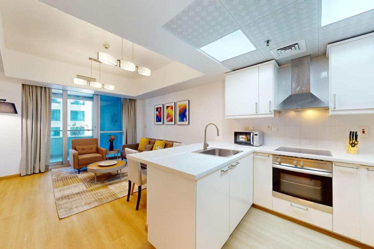 Damac Waves - Lovely One Bedroom Apartment *