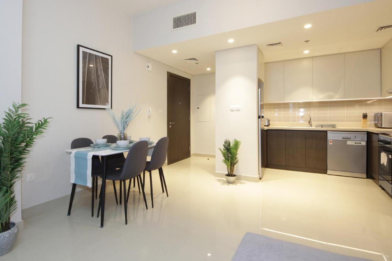 Elegant Waterfront 1bhk In Creek Harbour Apartment *