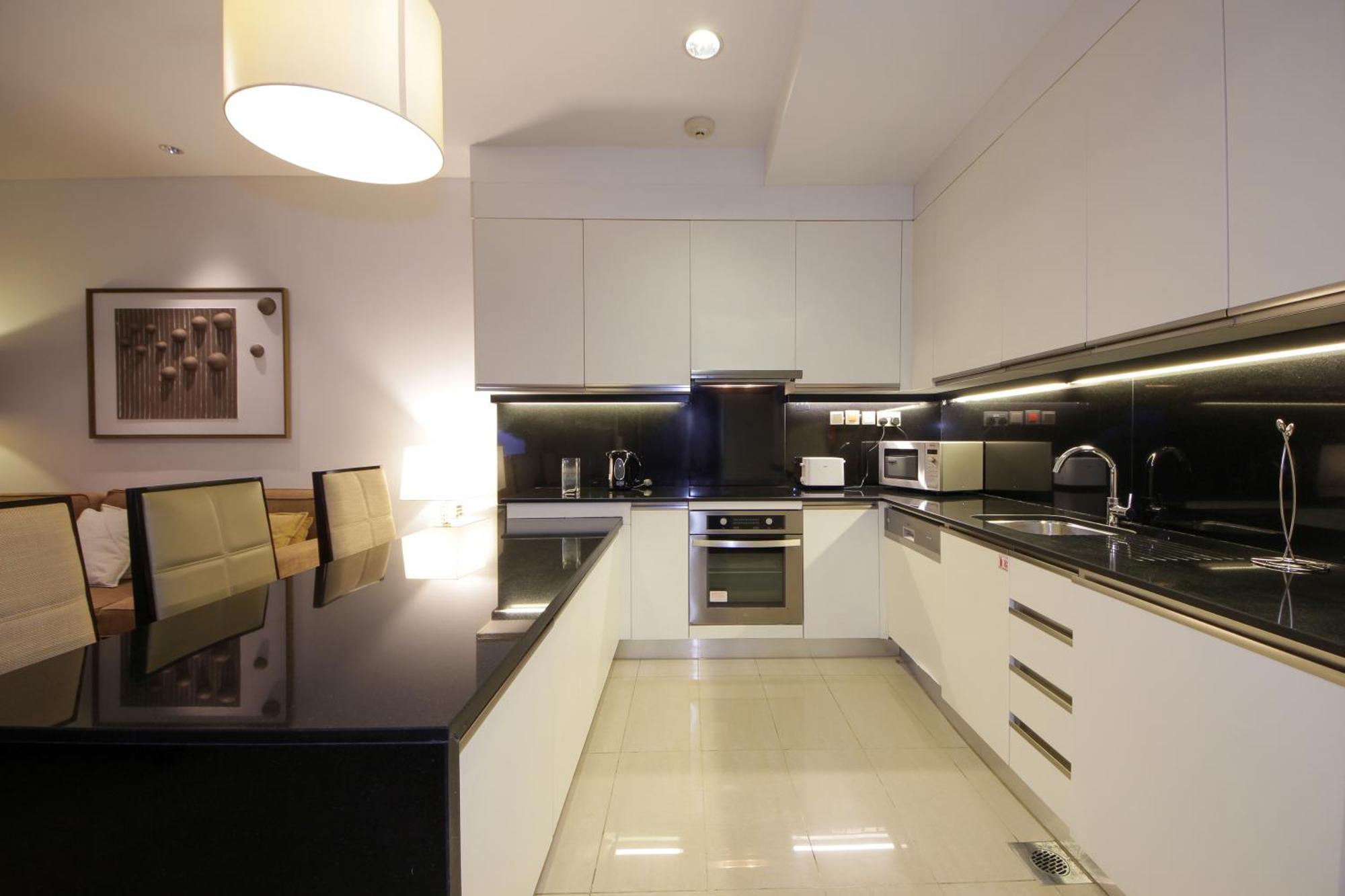 Exclusive Marina View In Jw Marriott, Marina Apartment