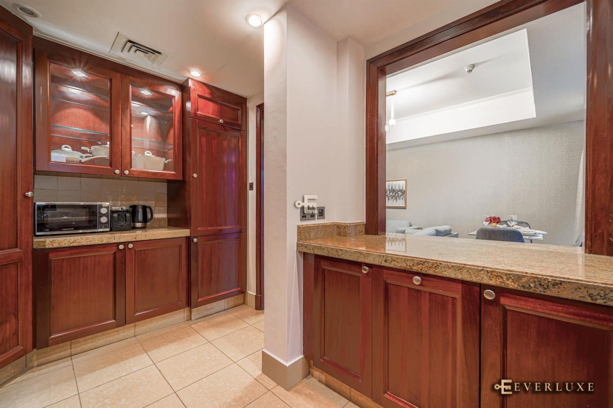 Beautiful 1 Bedroom In Oldtown Apartment