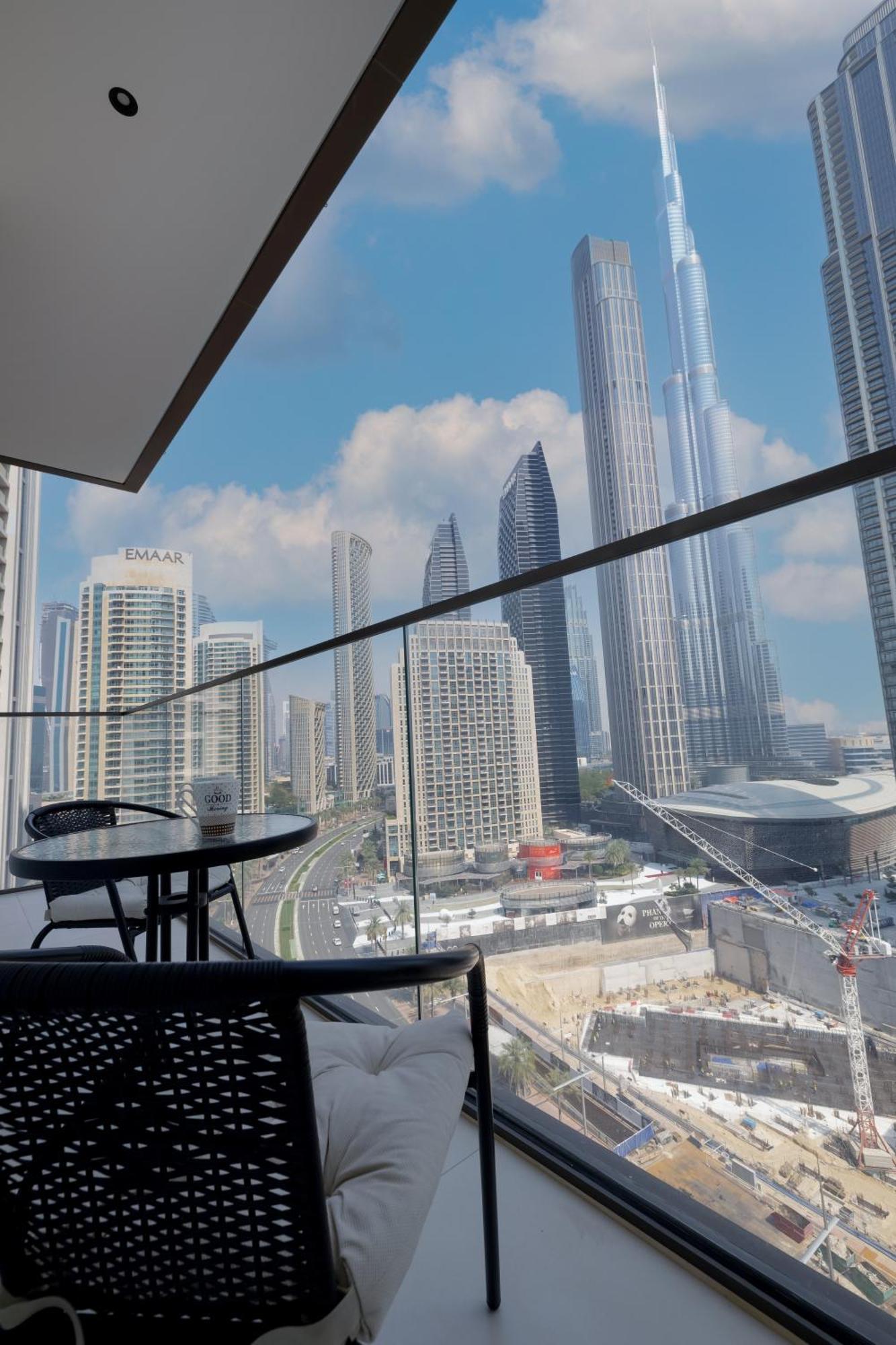 Apartment Burj Crown 2br With Panoramic Burj Khalifa View Dubai