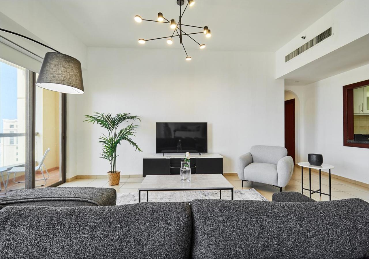 Apartment First Class In Heart Of Jbr, Steps To The - 121 Living *