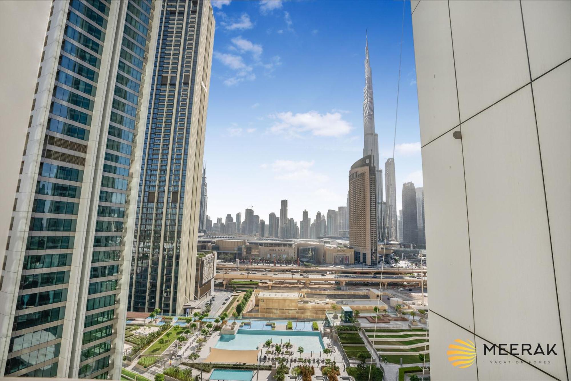 Meerak Homes - Burj Khalifa And Fountain View Downtown Elegance 2 Bed , Free Wifi, Parking, Gym And Pool Dubai