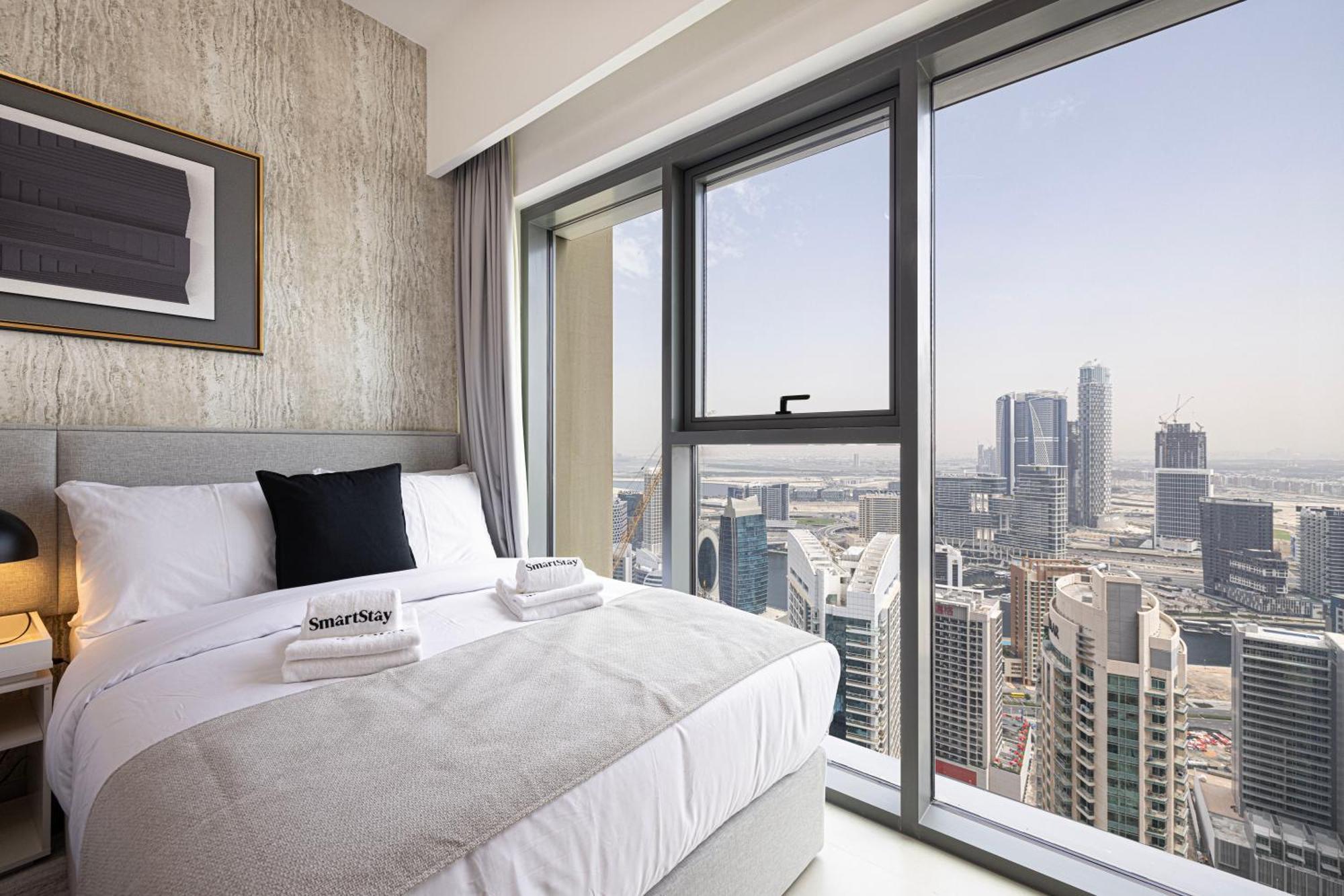 Smartstay At Burj Royale - Full Burj Khalifa View - Brand New Luxury Dubai