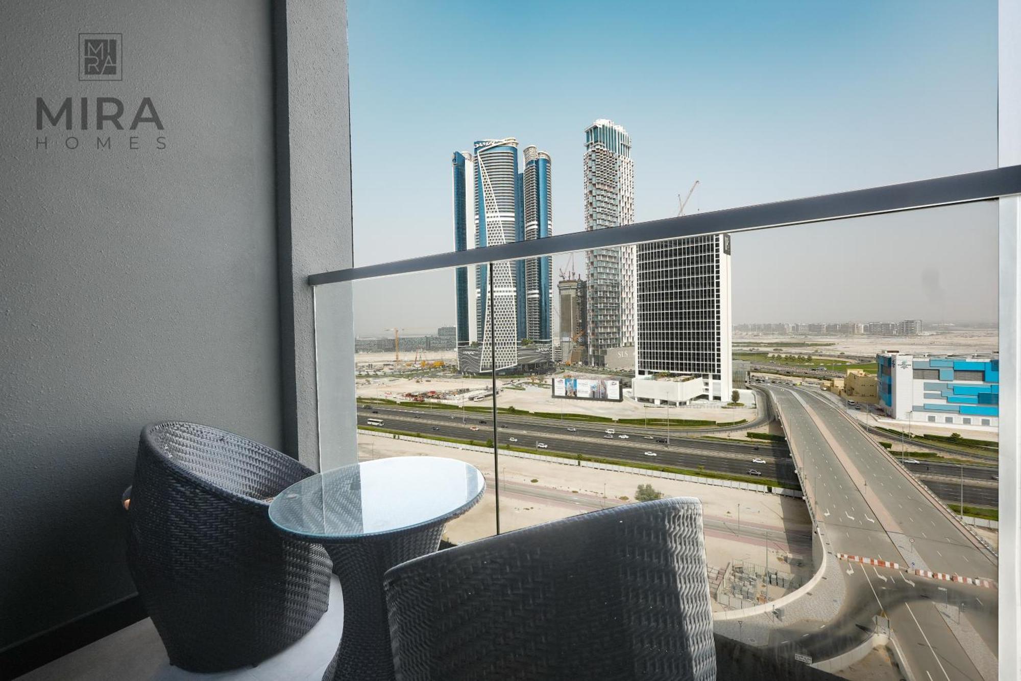 Mira Homes - Serviced 1 Bedroom In Business Bay