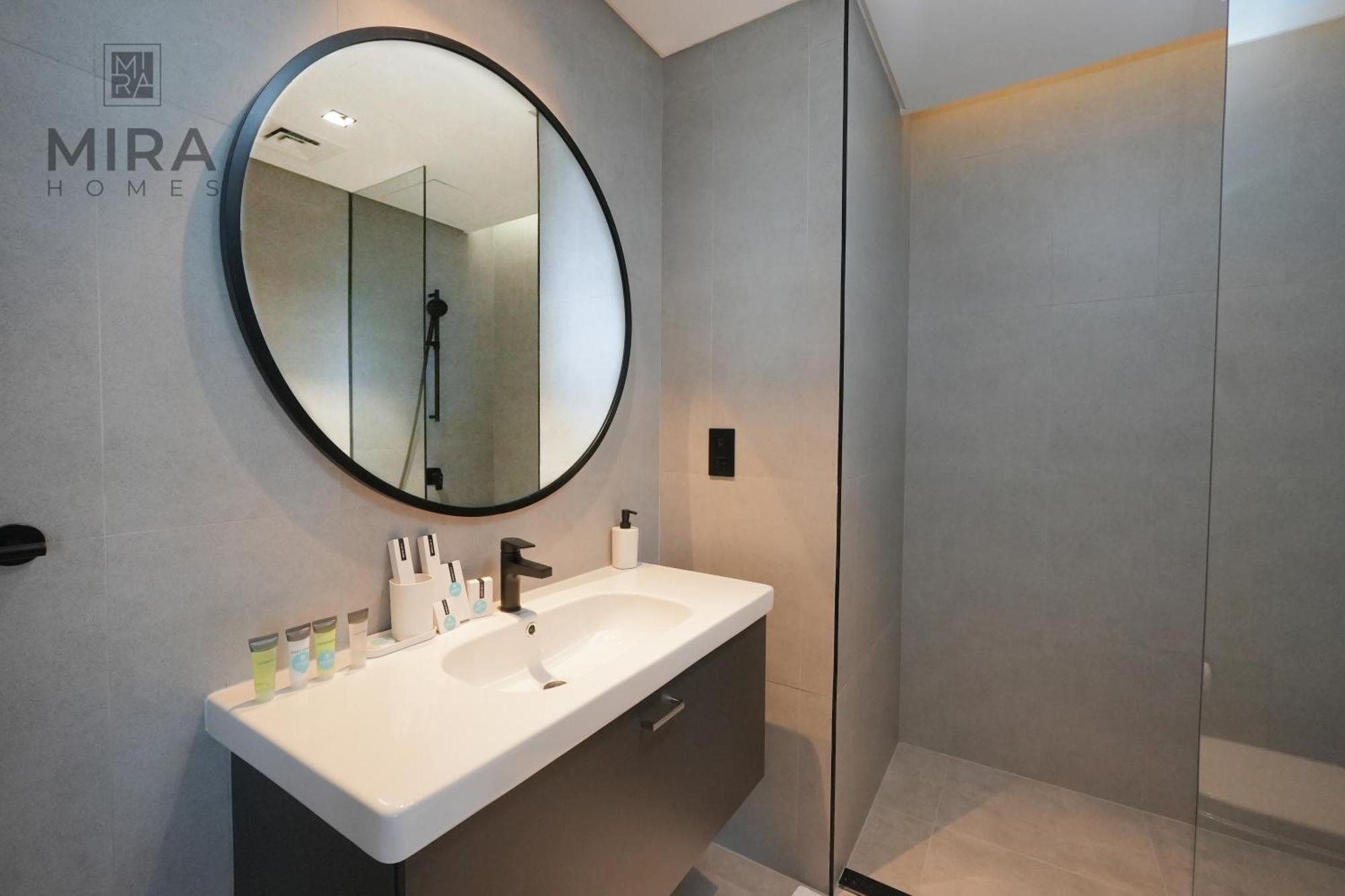 Mira Homes - Serviced 1 Bedroom In Business Bay Apartment *