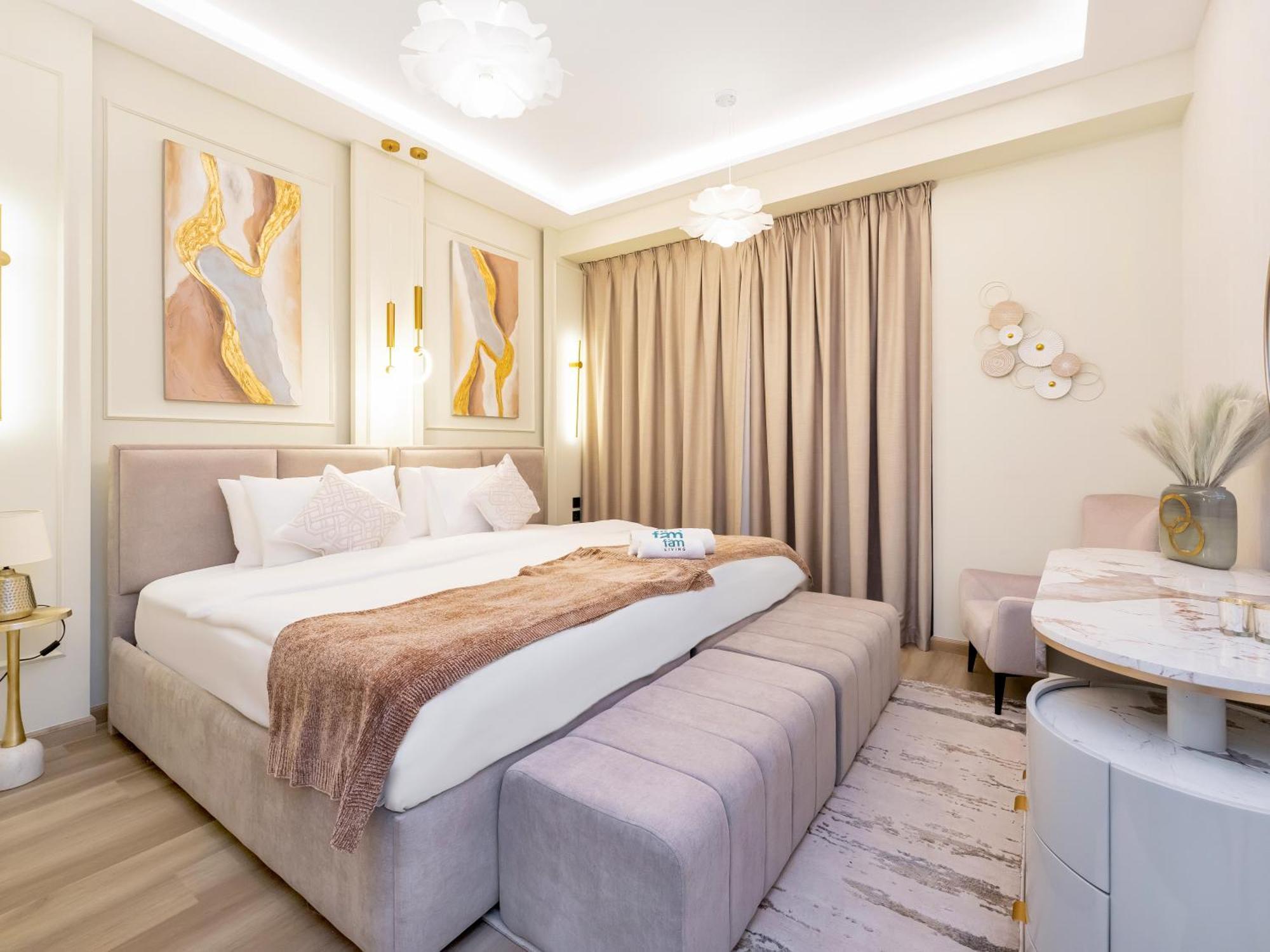 Fam Living - Stunning 2 Bedroom In Jbr Apartment Dubai
