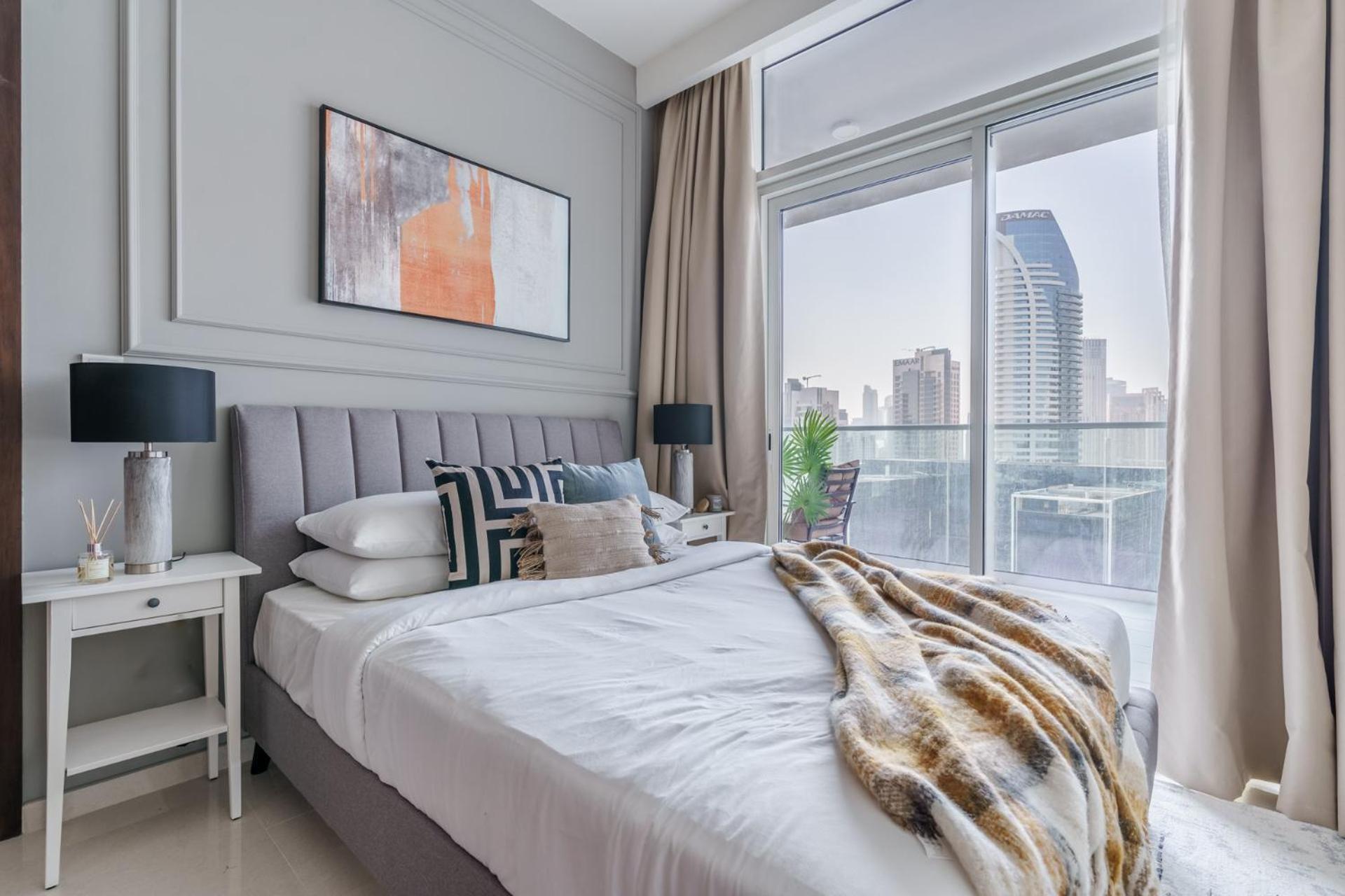 Deluxeliving At Vera Tower - Full Burj Khalifa View - Brand New Luxury Apartment *