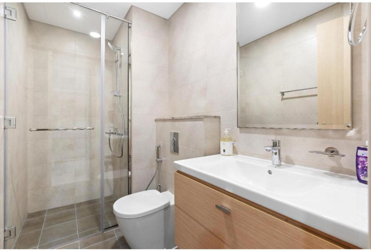 Apartment Phineek Vacation Luxury One Bedroom In Damac Hills 2