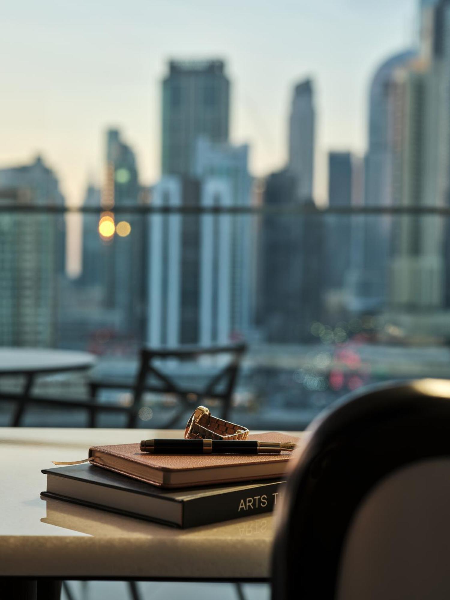 The Lana - Dorchester Collection 5*