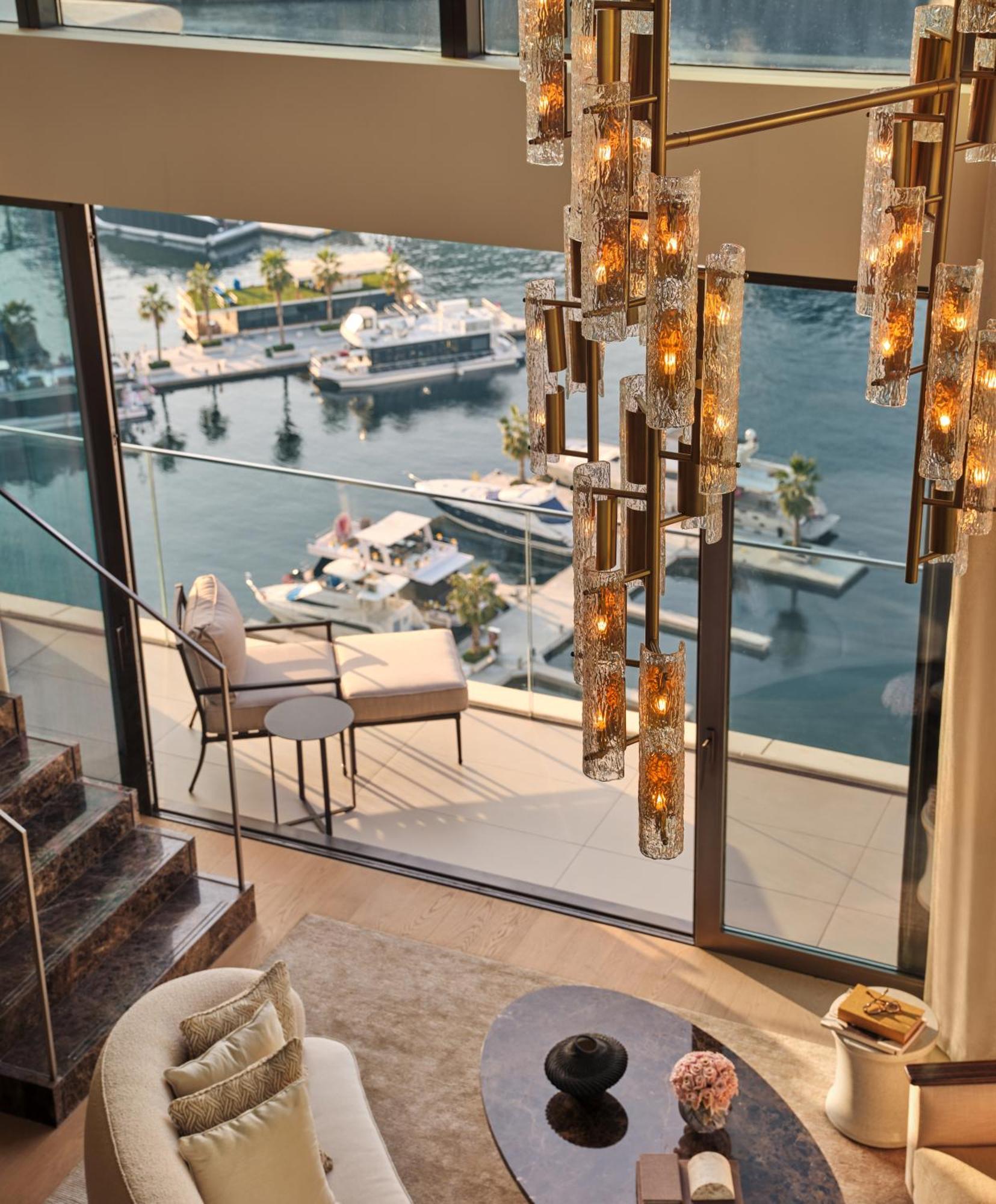 The Lana - Dorchester Collection 5*