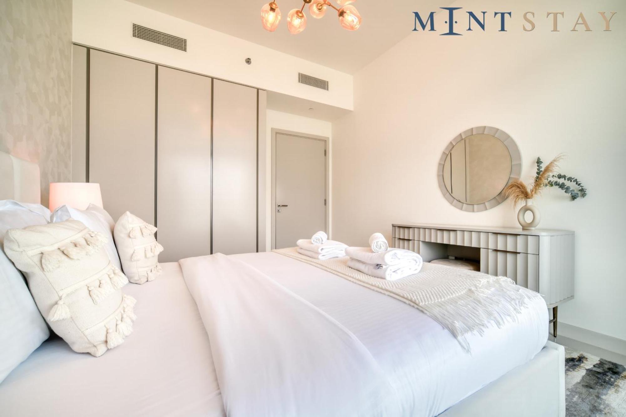 Sunrise Bay, Emaar Beachfront Harbour - Mint Apartment Dubai