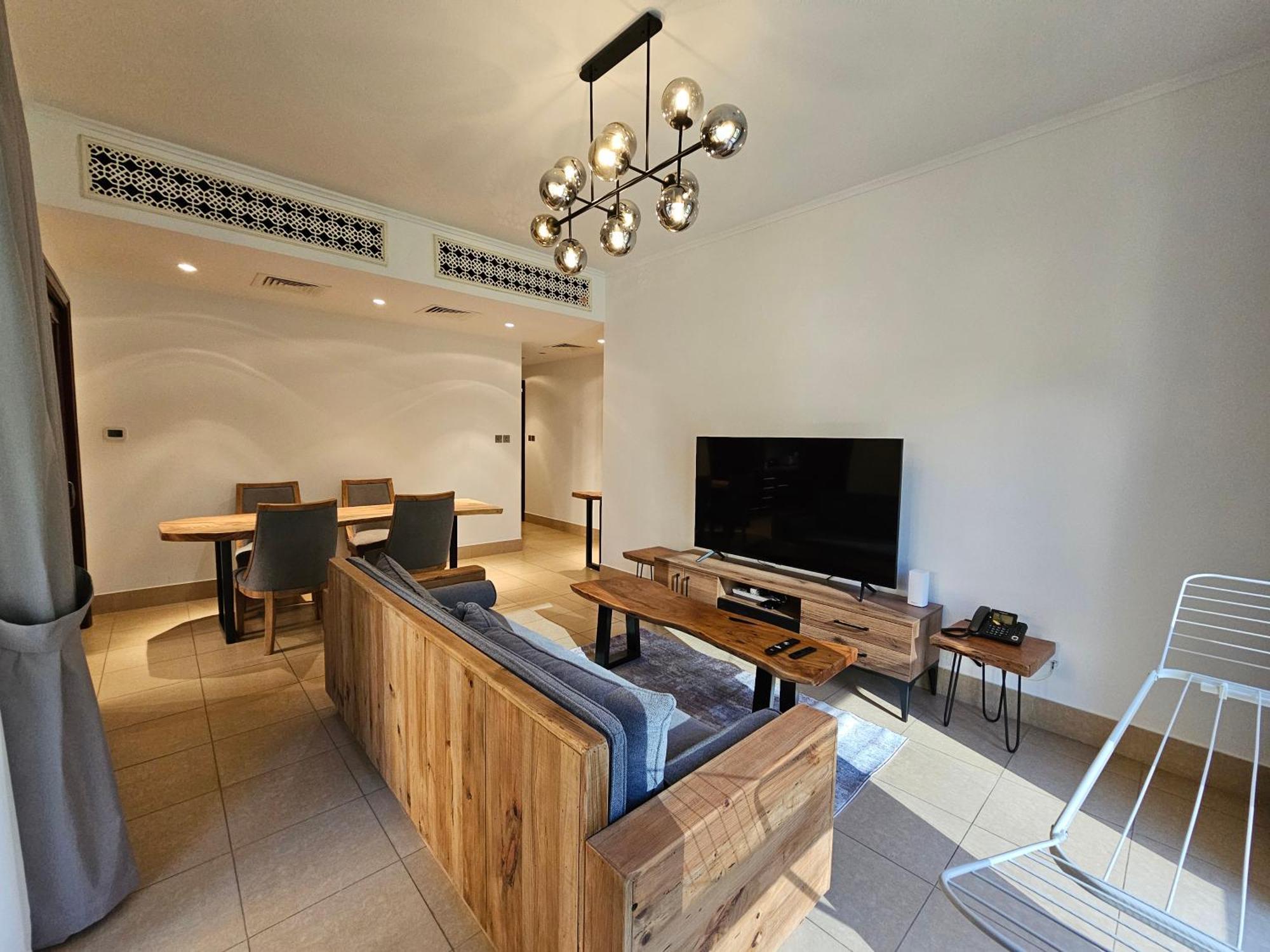 Palace Downtown Apartment *