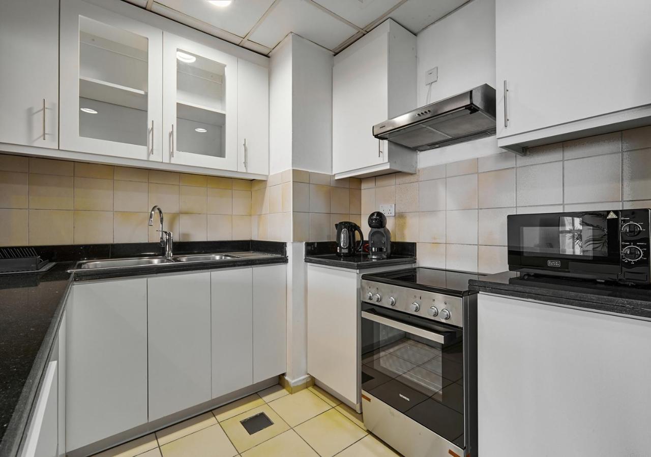 Apartment First Class In Heart Of Jbr, Steps To The - 121 Living