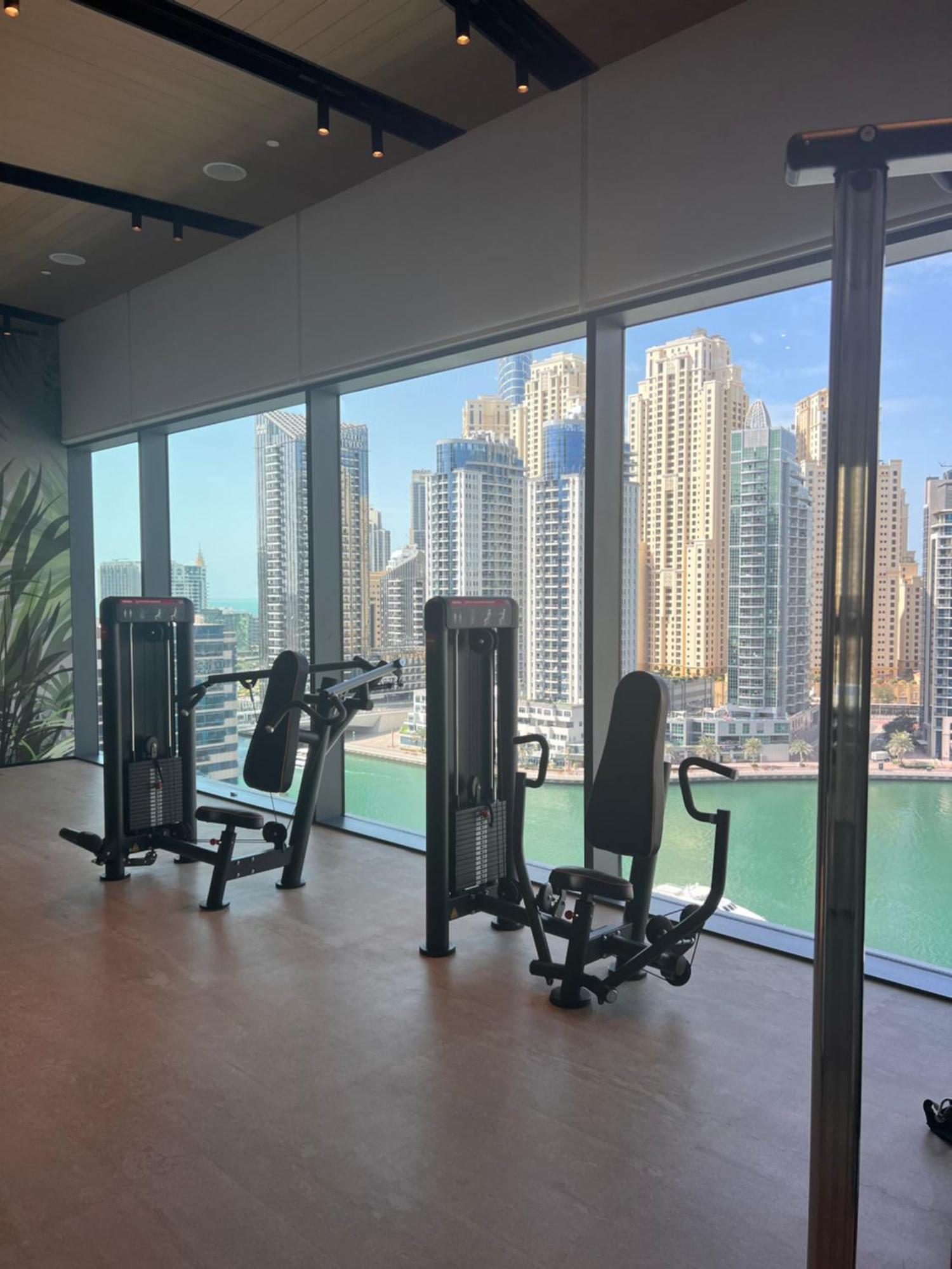 Luxe Nautical Style 2 Bd In Vida Yacht Club *