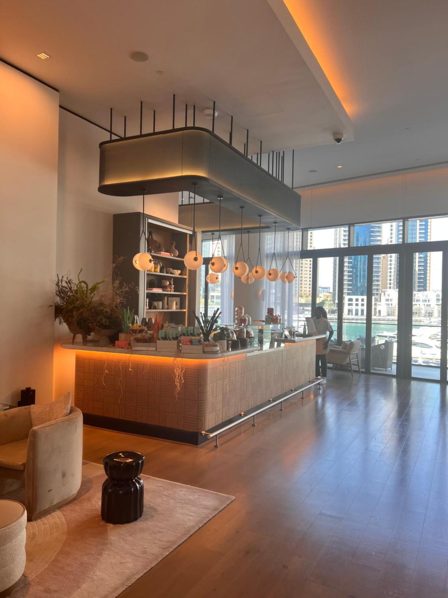 Luxe Nautical Style 2 Bd In Vida Yacht Club Apartment Dubai