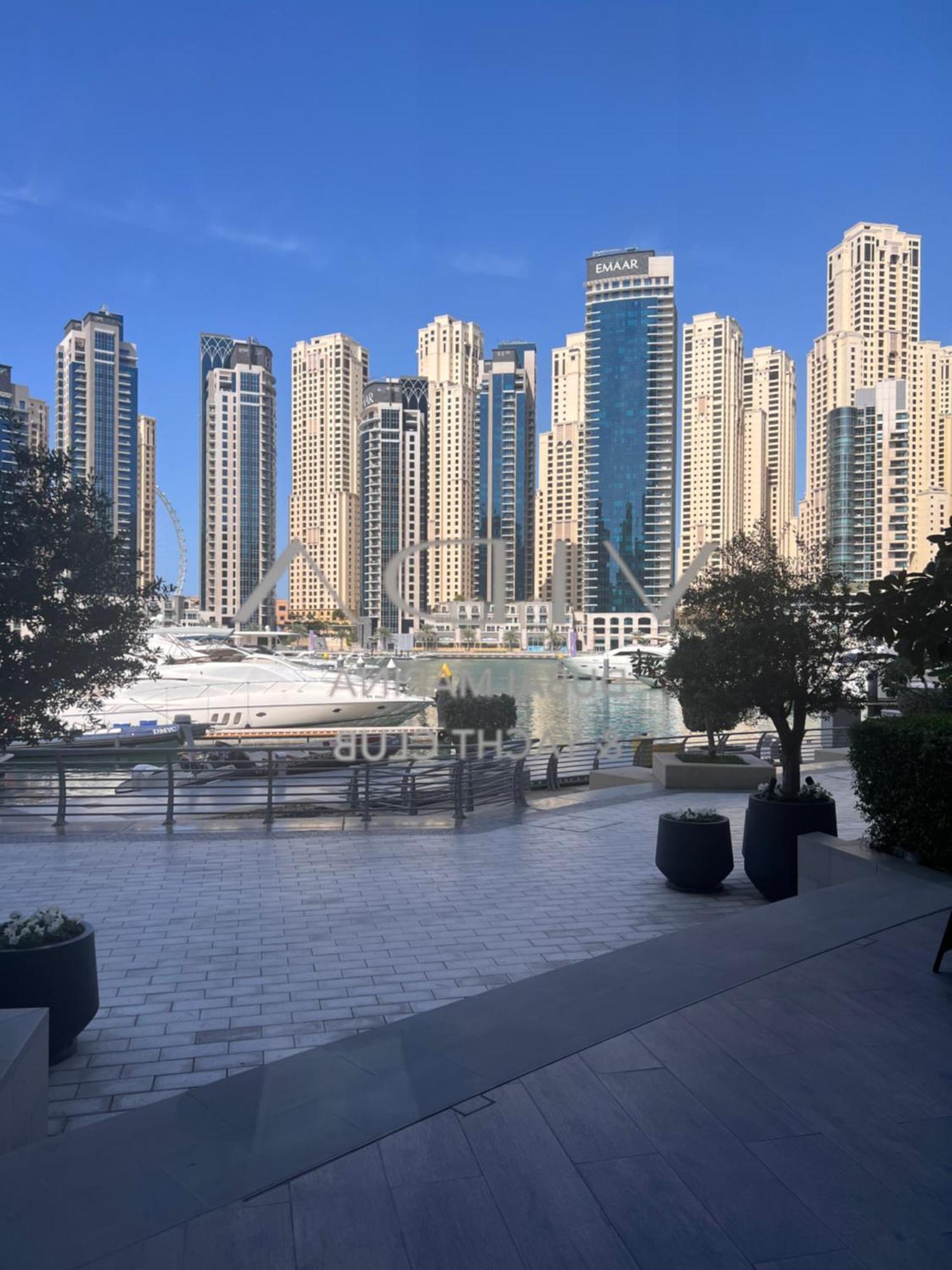 Luxe Nautical Style 2 Bd In Vida Yacht Club Apartment Dubai