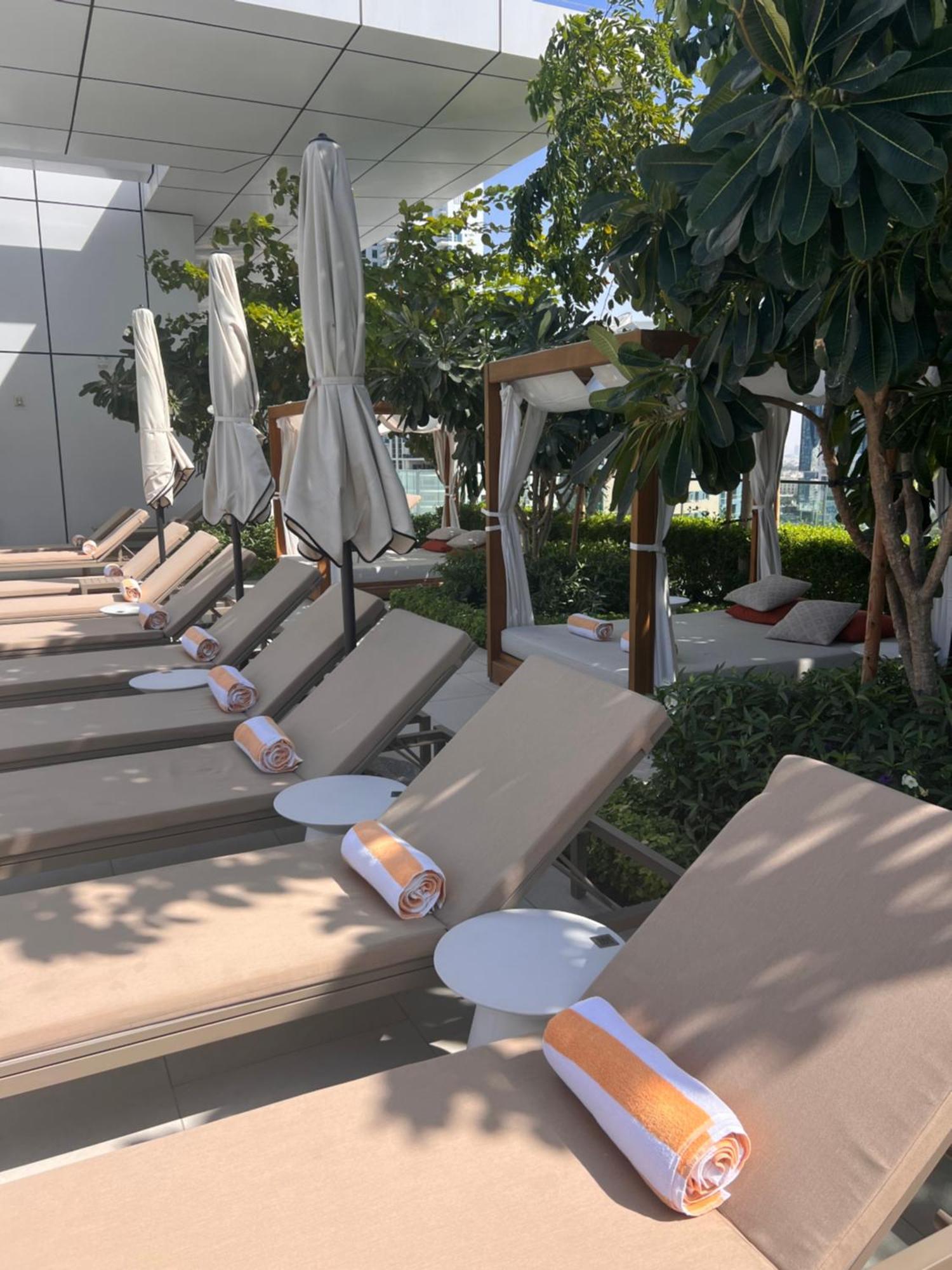 Luxe Nautical Style 2 Bd In Vida Yacht Club *