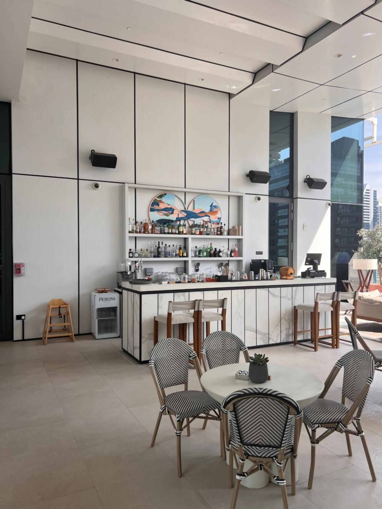 Apartment Luxe Nautical Style 2 Bd In Vida Yacht Club Dubai
