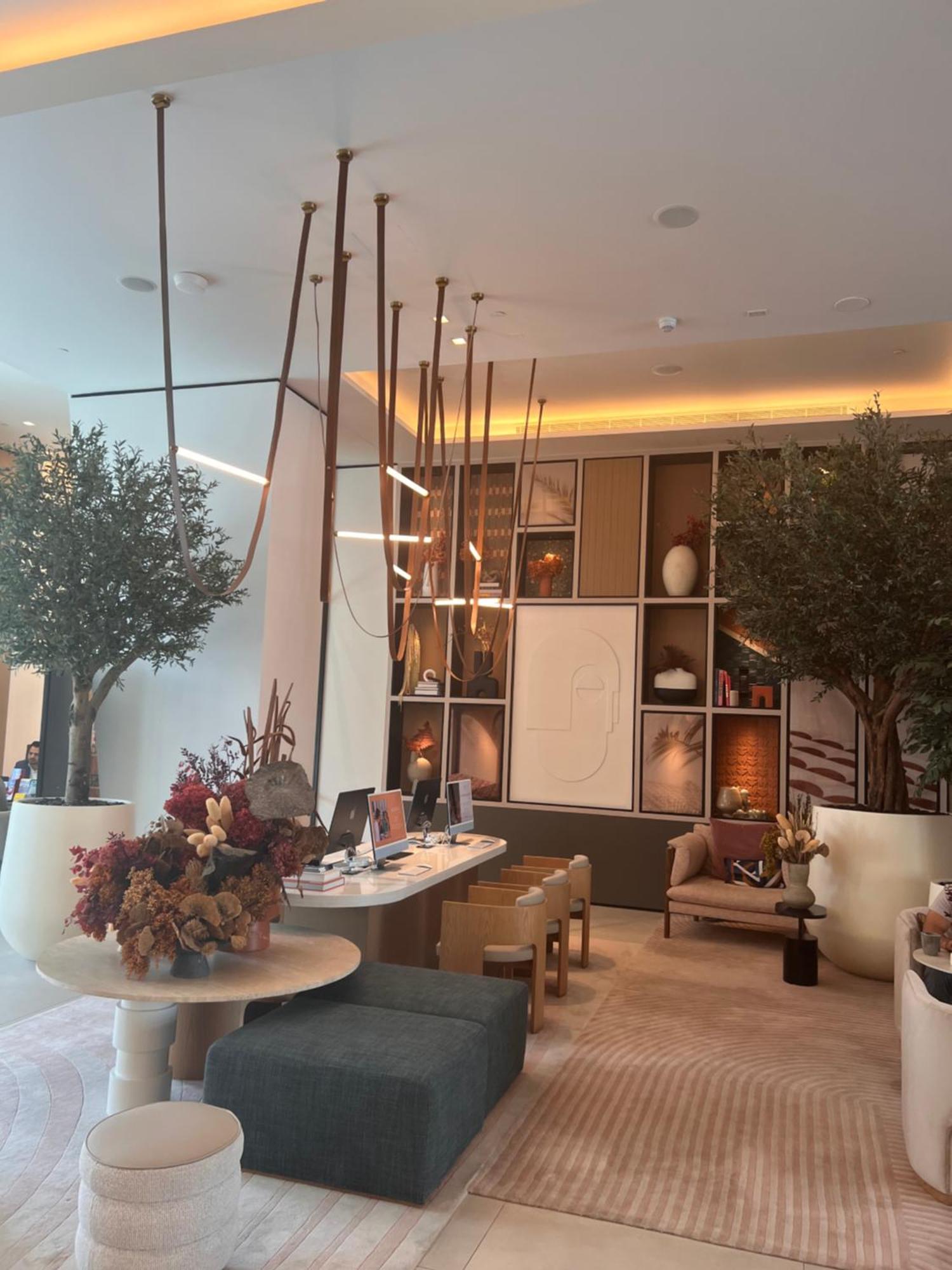 Apartment Luxe Nautical Style 2 Bd In Vida Yacht Club *